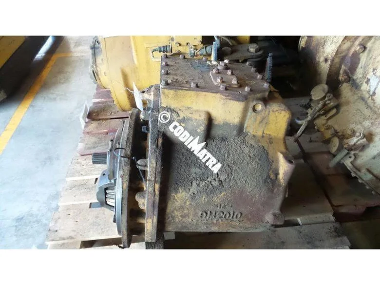 Gearbox for CATERPILLAR D6C