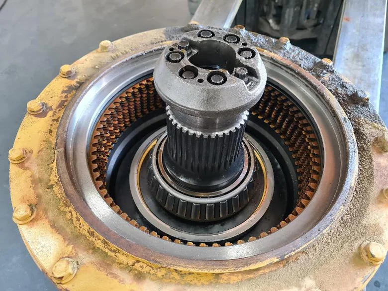 Gearbox for CATERPILLAR 735