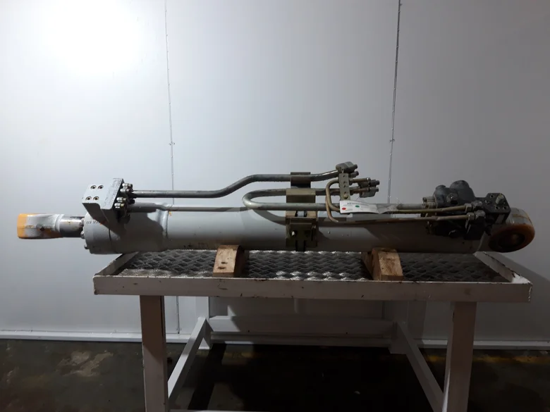 Cilindro de pluma para LIEBHERR R934C