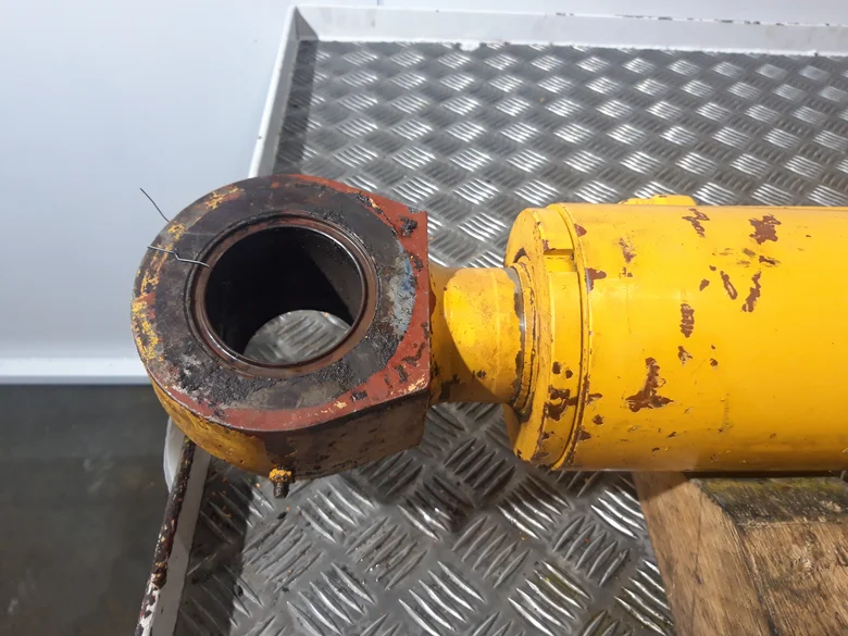 Cilindro de pluma para JCB JS130WCAPSII