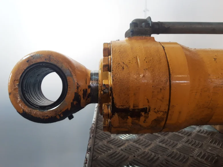 Boom cylinder for LIEBHERR R900C