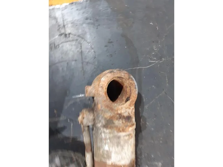 Cilindro de pluma para TAKEUCHI TB175