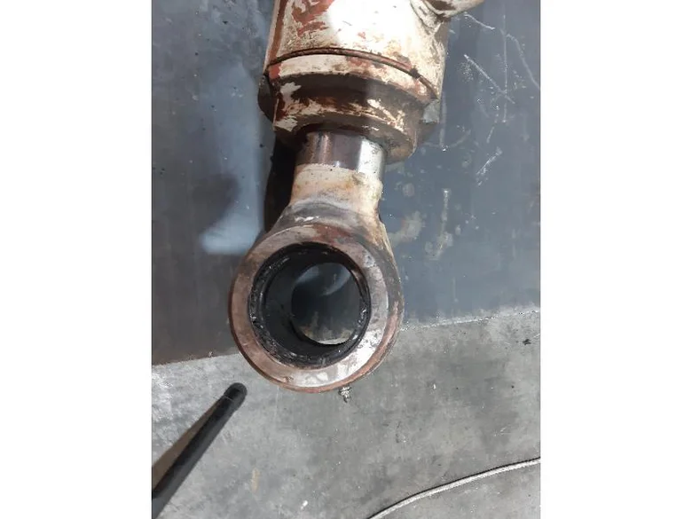 Cilindro de pluma para TAKEUCHI TB175