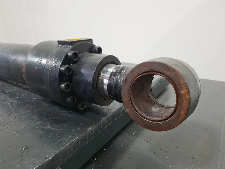 Cilindro de pluma para JCB JZ235LC