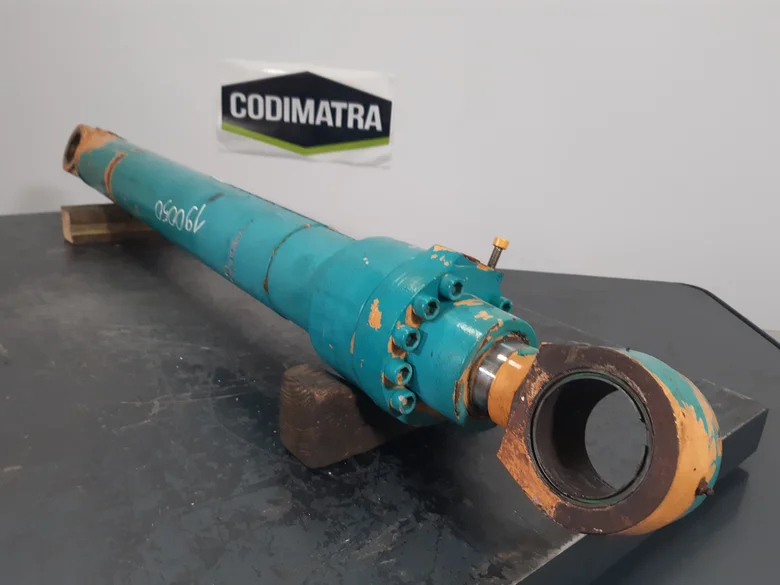 Cilindro de pluma para CASE WX165