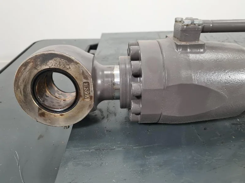 Cilindro de pluma para VOLVO ECR145EL