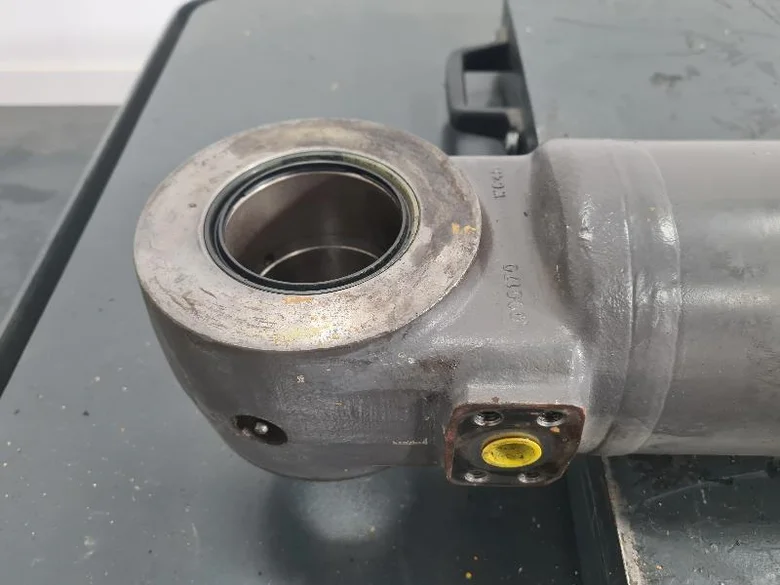Cilindro de pluma para VOLVO ECR235DL