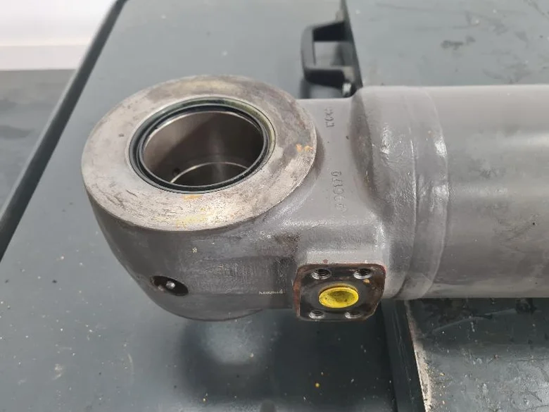 Cilindro de pluma para VOLVO ECR235DL