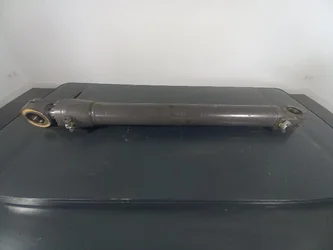 Vérin de flèche pour VOLVO EW160D