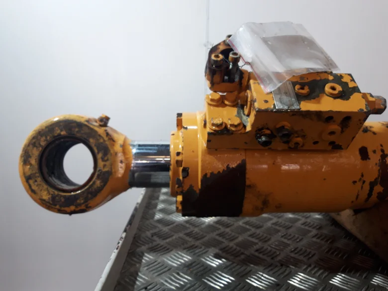 Stick cylinder for LIEBHERR R904