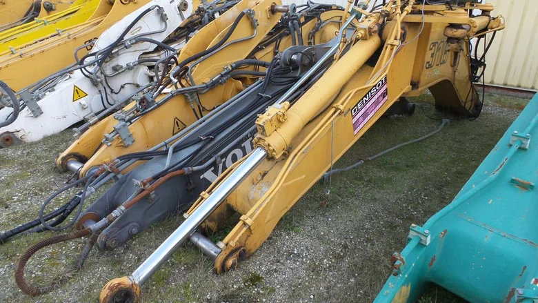 Vérin de balancier pour LIEBHERR A316