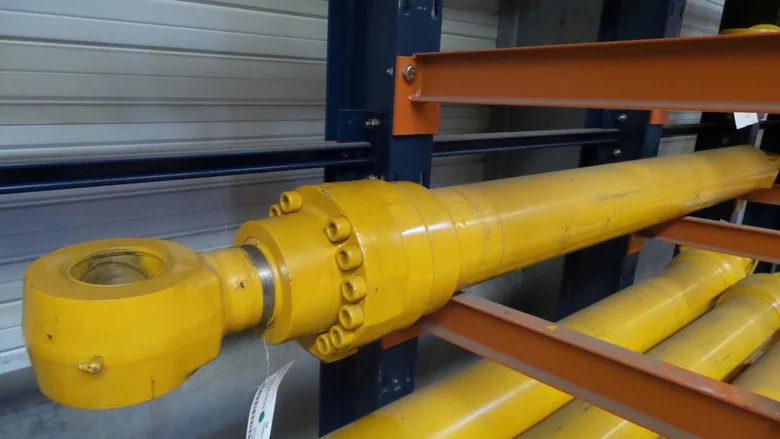 Stick cylinder for JCB JS260LCCAPSII