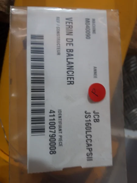 Vérin de balancier pour JCB JS160LCCAPSII