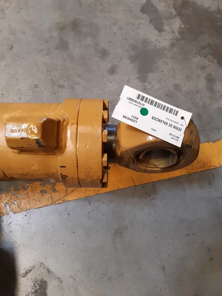 Cilindro de balanc edn para LIEBHERR R911