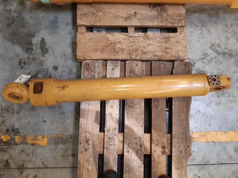 Cilindro de balanc edn para LIEBHERR R901HD
