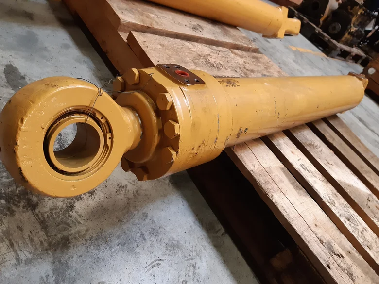 Cilindro de balanc edn para LIEBHERR R901HD