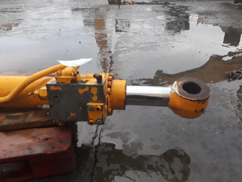 Stick cylinder for JCB JS160