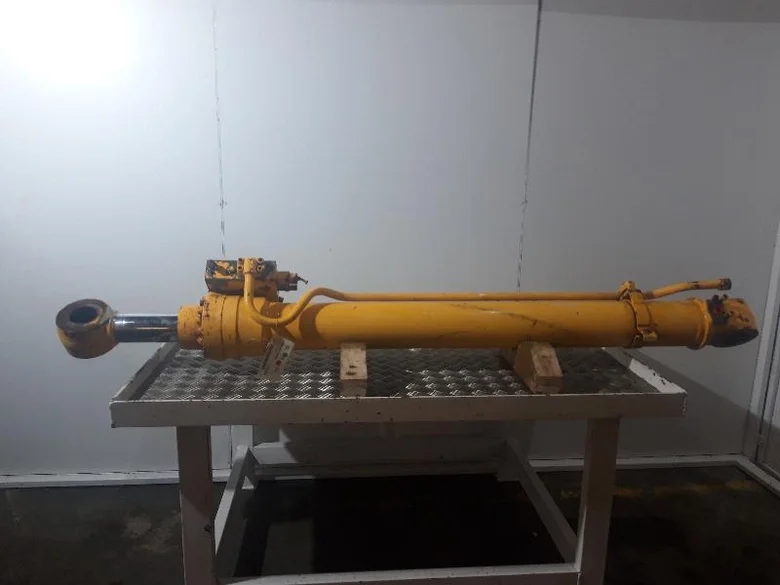 Stick cylinder for JCB JS160