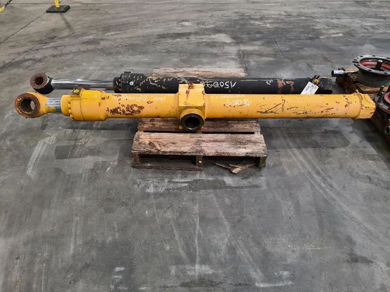 Cilindro de balanc edn para JCB JZ235LC
