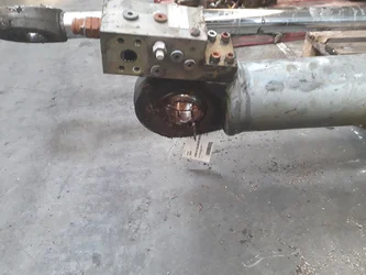 Vérin de balancier pour TEREX TM230