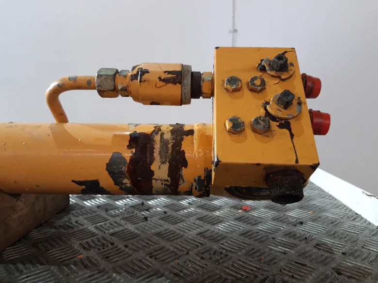Bucket cylinder for LIEBHERR R308