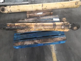 Cilindro de cucharón para LIEBHERR R944