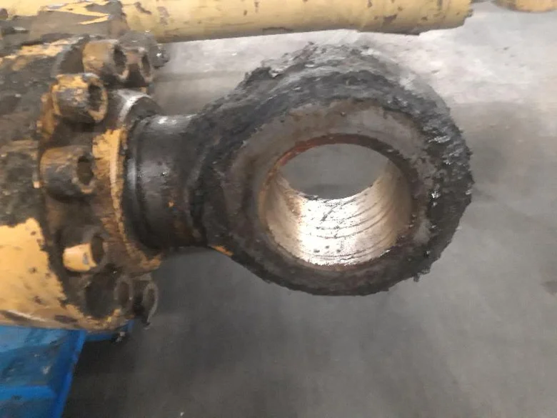 Cilindro de cucharón para LIEBHERR R944
