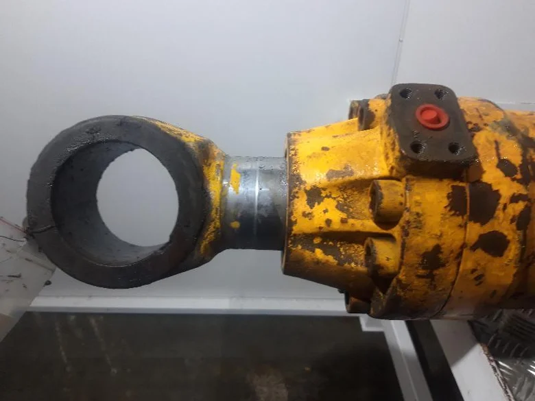 Cilindro de cucharón para JCB JS300LC