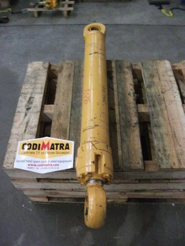 Bucket cylinder for LIEBHERR R902LC