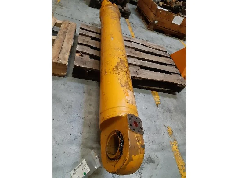 Vérin de godet pour LIEBHERR R962