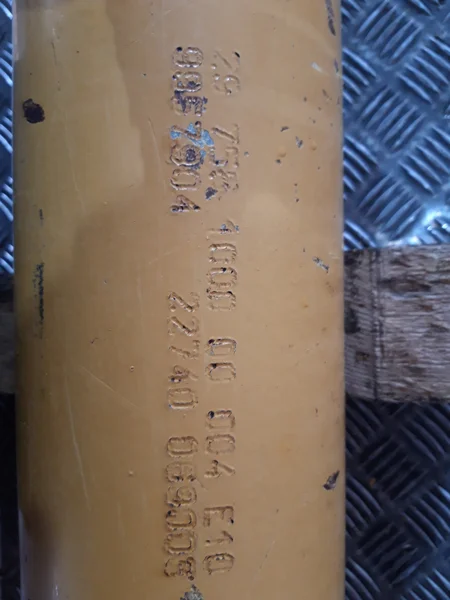 Bucket cylinder for LIEBHERR R914B