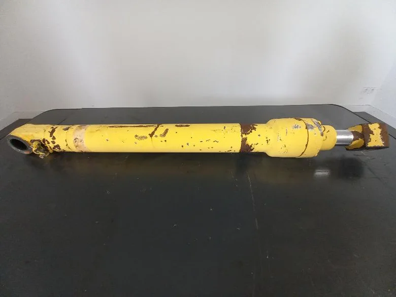 Bucket cylinder for NEW HOLLAND E145