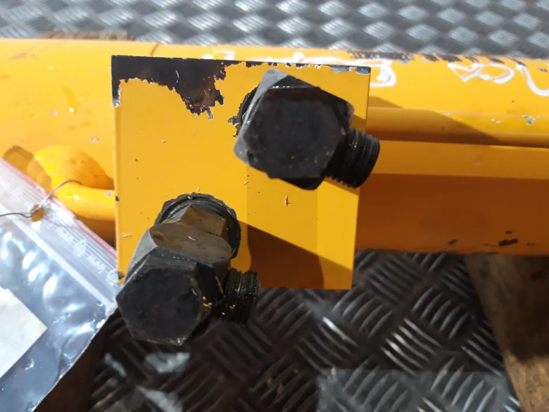 Cilindro de desplazamiento para MECALAC 11CX