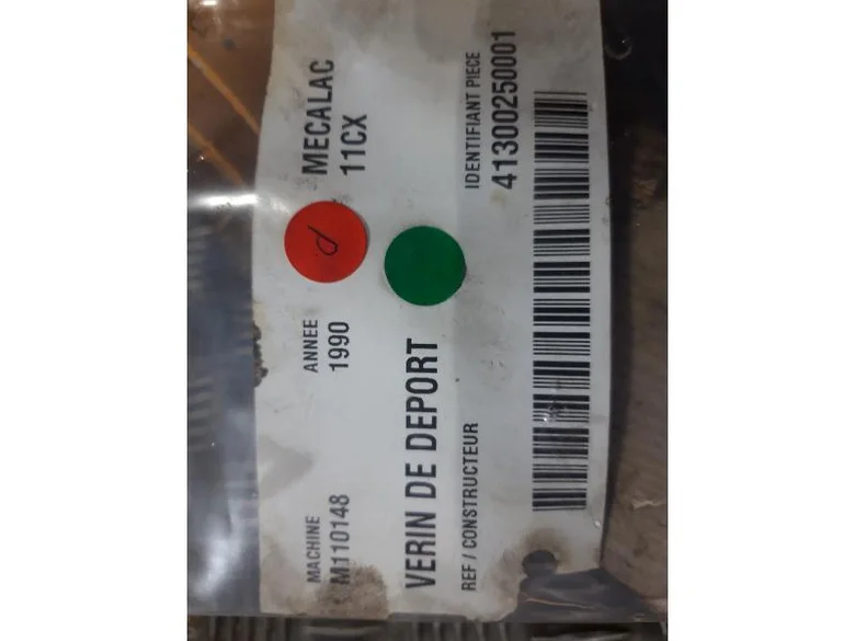 Cilindro de desplazamiento para MECALAC 11CX