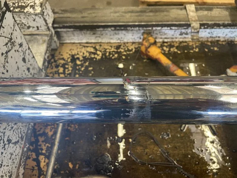 Cilindro de desplazamiento para LIEBHERR A310B