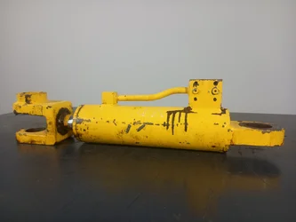 Offset cylinder for NEW HOLLAND MH3.6