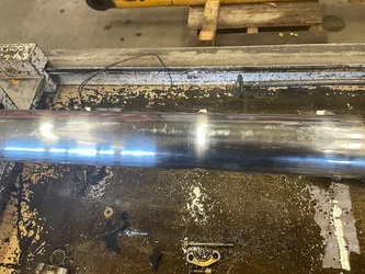 Vérin de volée variable pour LIEBHERR A902LI