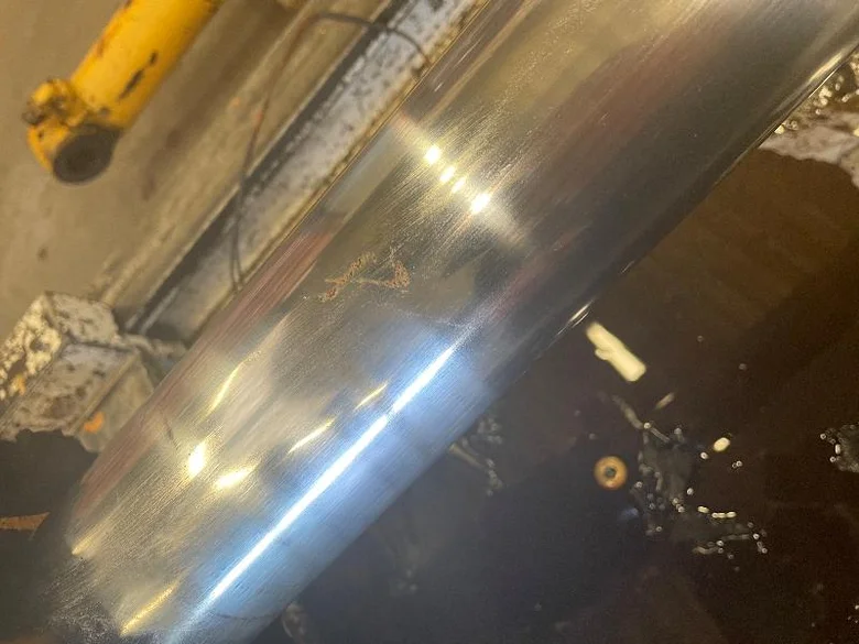 Variable boom cylinder for LIEBHERR A902LI
