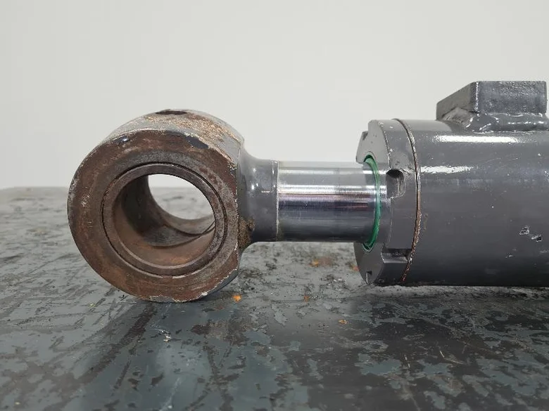 Cilindro de estabilizador para NEW HOLLAND MH3.6