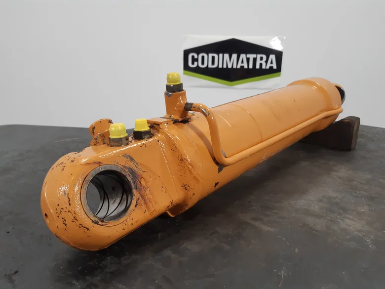 Stabilizer cylinder for CASE WX200