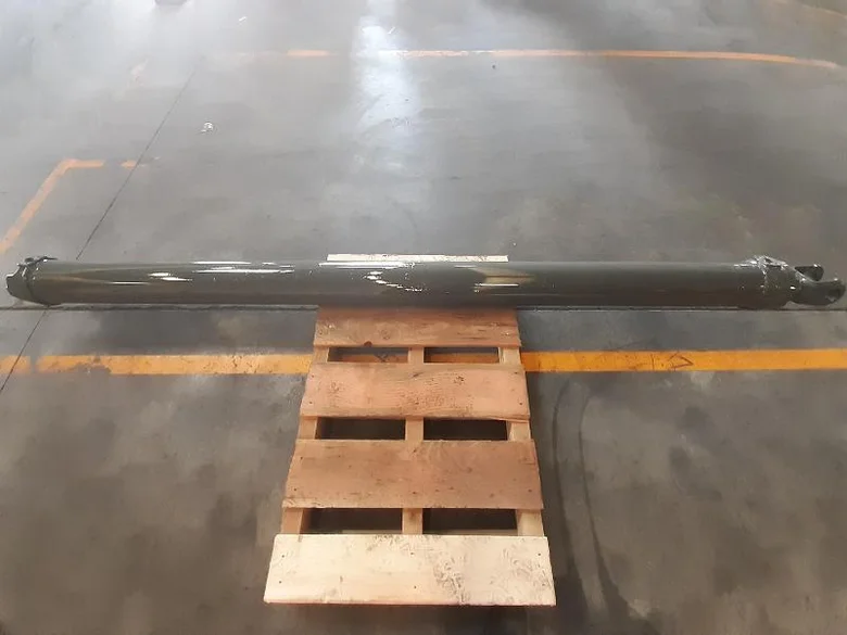 Lift cylinder for VOLVO A35D