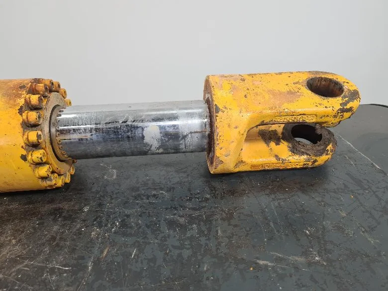 Vérin de suspension pour EUCLID R35