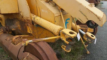 Vérin de levage brancard pour LIEBHERR LR632