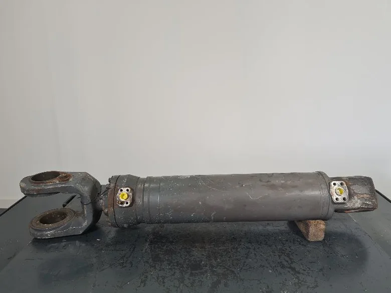 Arm lift cylinder for VOLVO L220E