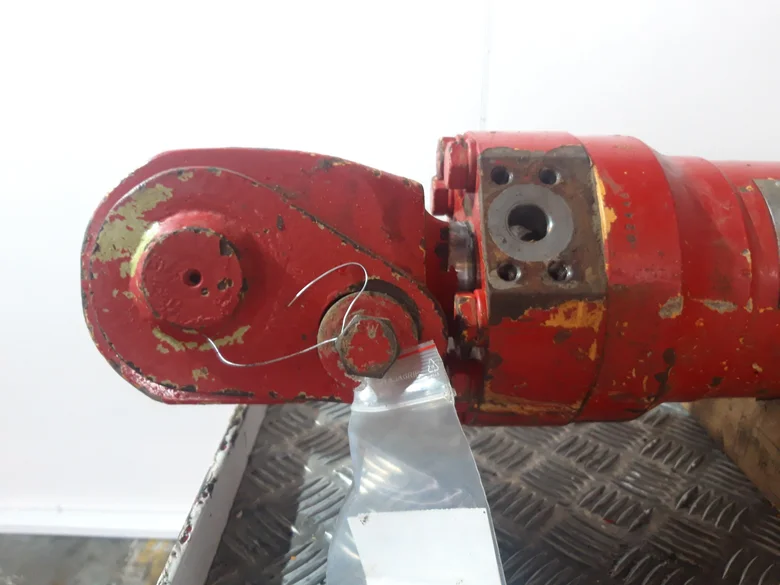 Arm lift cylinder for LIEBHERR LR622