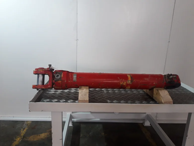 Arm lift cylinder for LIEBHERR LR622