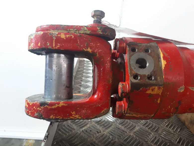 Arm lift cylinder for LIEBHERR LR622
