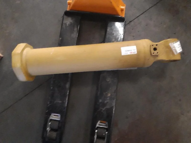 Arm lift cylinder for CATERPILLAR 966F