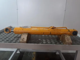 Arm lift cylinder for JCB 4CX