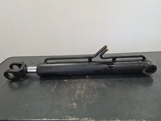 Vérin de levage brancard pour JCB 436EHT